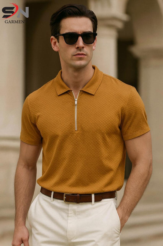 Zip Style Texture T-Shirt – Turn Out - Turnout